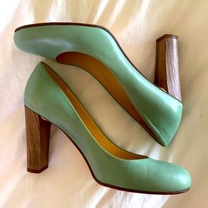 kate spade Leslie Pumps